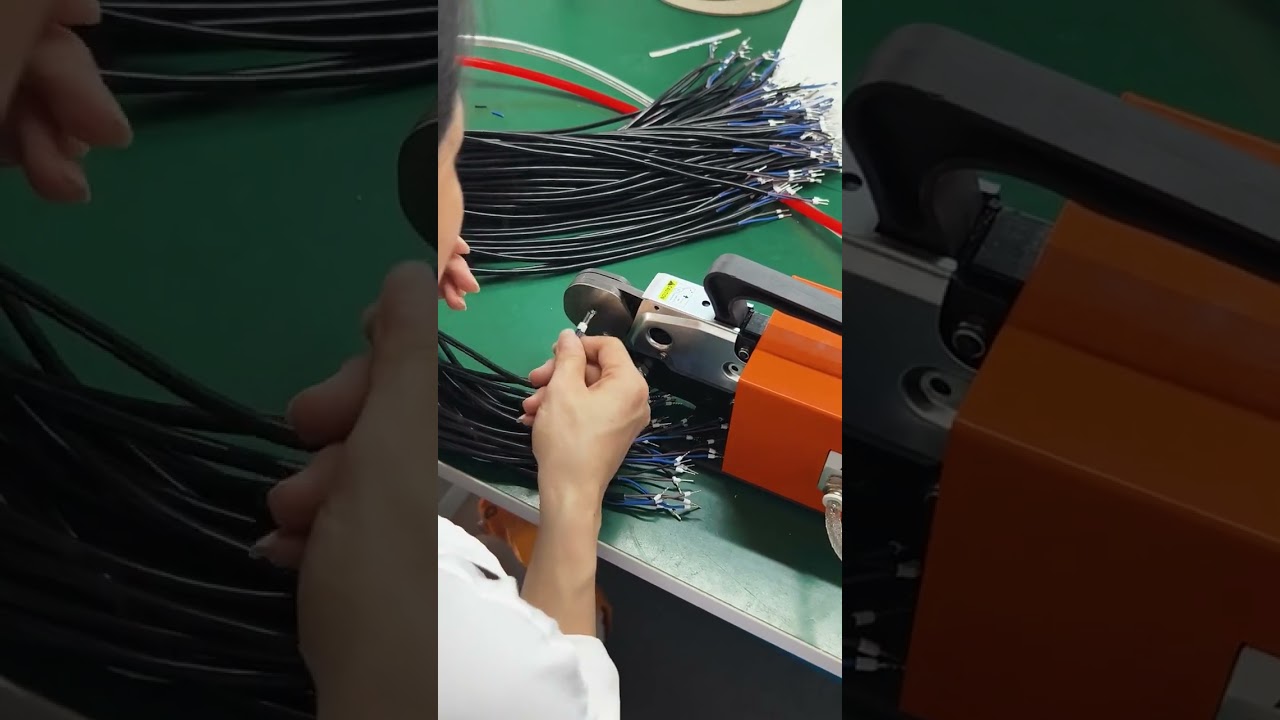 Enkel rörkabelsko-crimpning 0,25–10 mm² – Fyrkantig eller sexkantig krympning #fabrik #maskin
