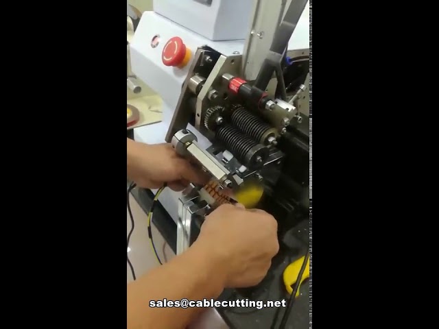 Automatisk tejpmaskin för kabelhärvor – Punktlindning & effektiv produktion