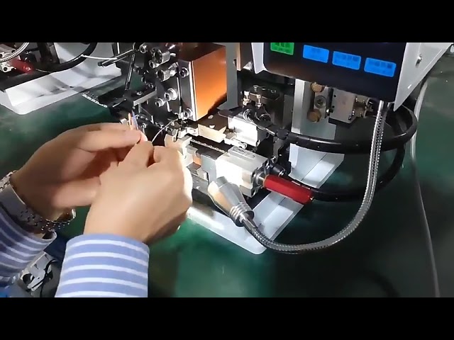 Automatisk kabelkapning, krympning & avisolering – Allt-i-ett terminalmaskin