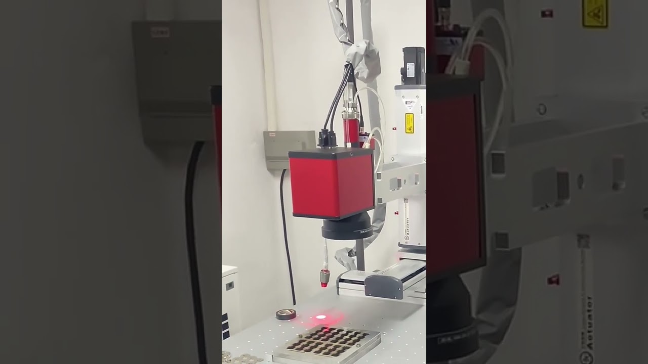 Ny automatisk lasersvetsmaskin för metall och kolstål – Fiberlasersvets, prisvärd precision