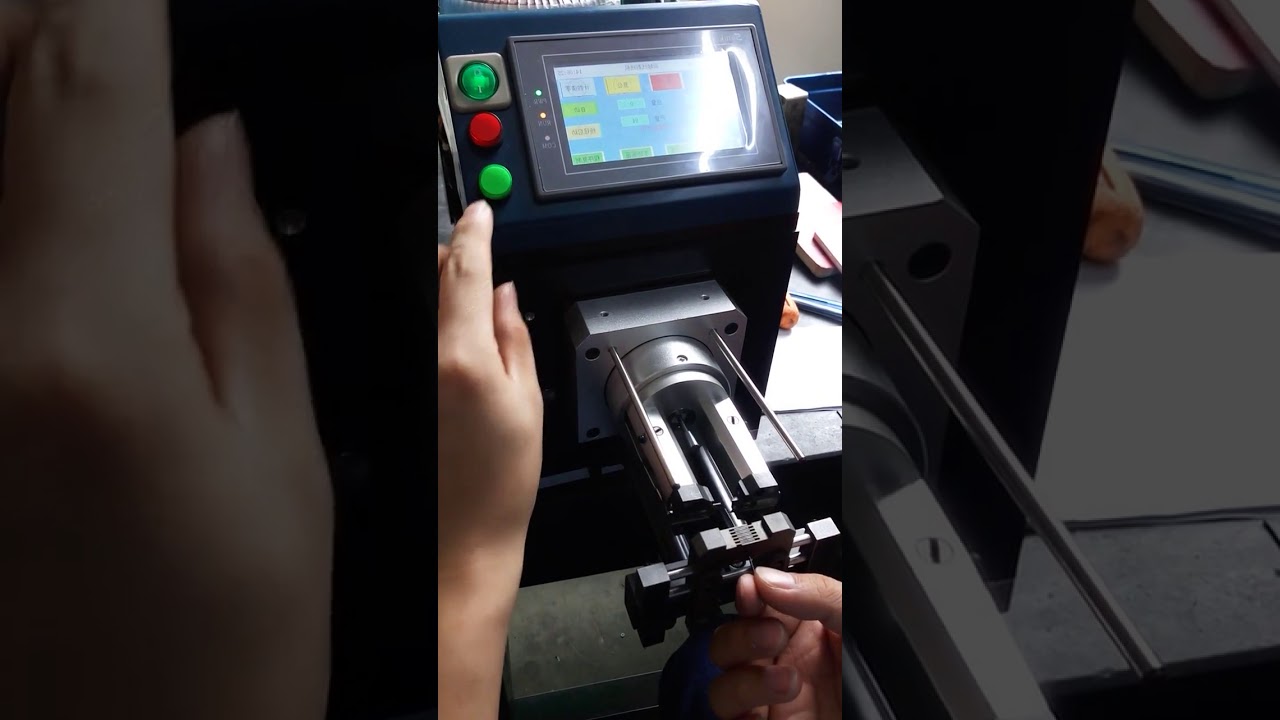 Precisionsavisolering av koaxialkablar – automatisk maskin